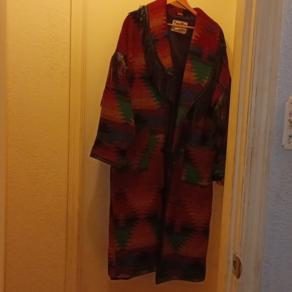 Pioneer wear long jacket